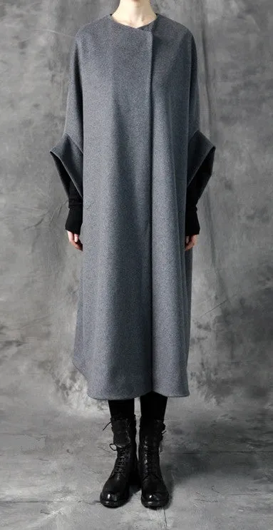 Avangarde Women Coat / Oversized Overlong Wool Long Sleeve Minimalist Style