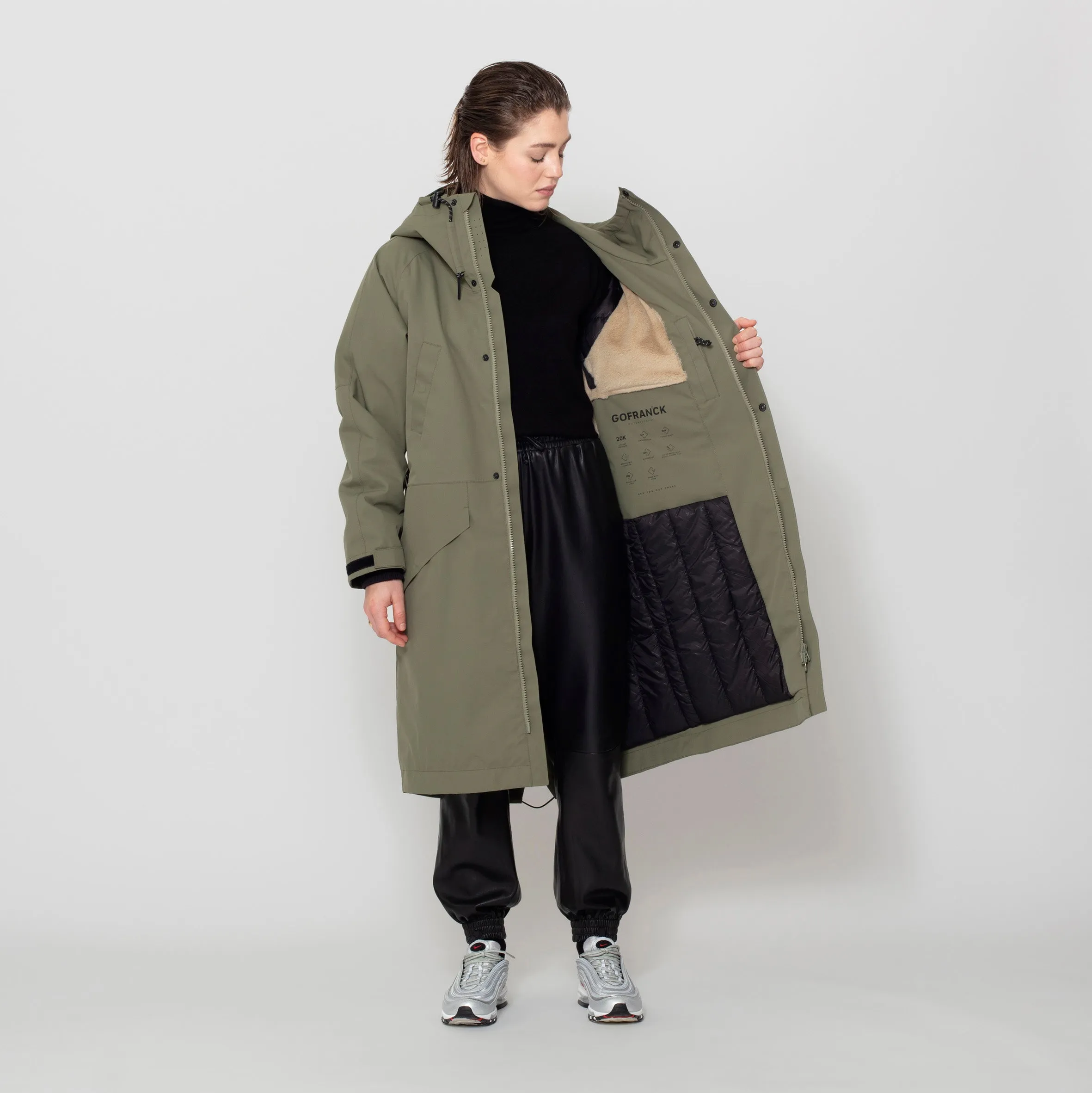 COLD WINTER | deep lichen green