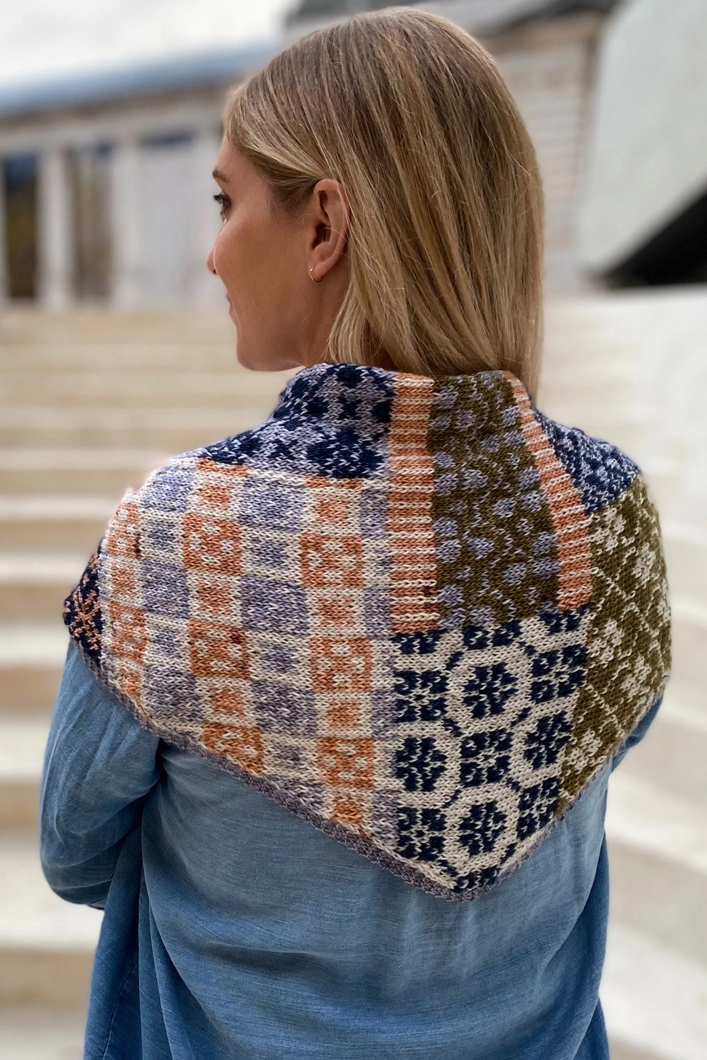Scout Mini Shawl: French