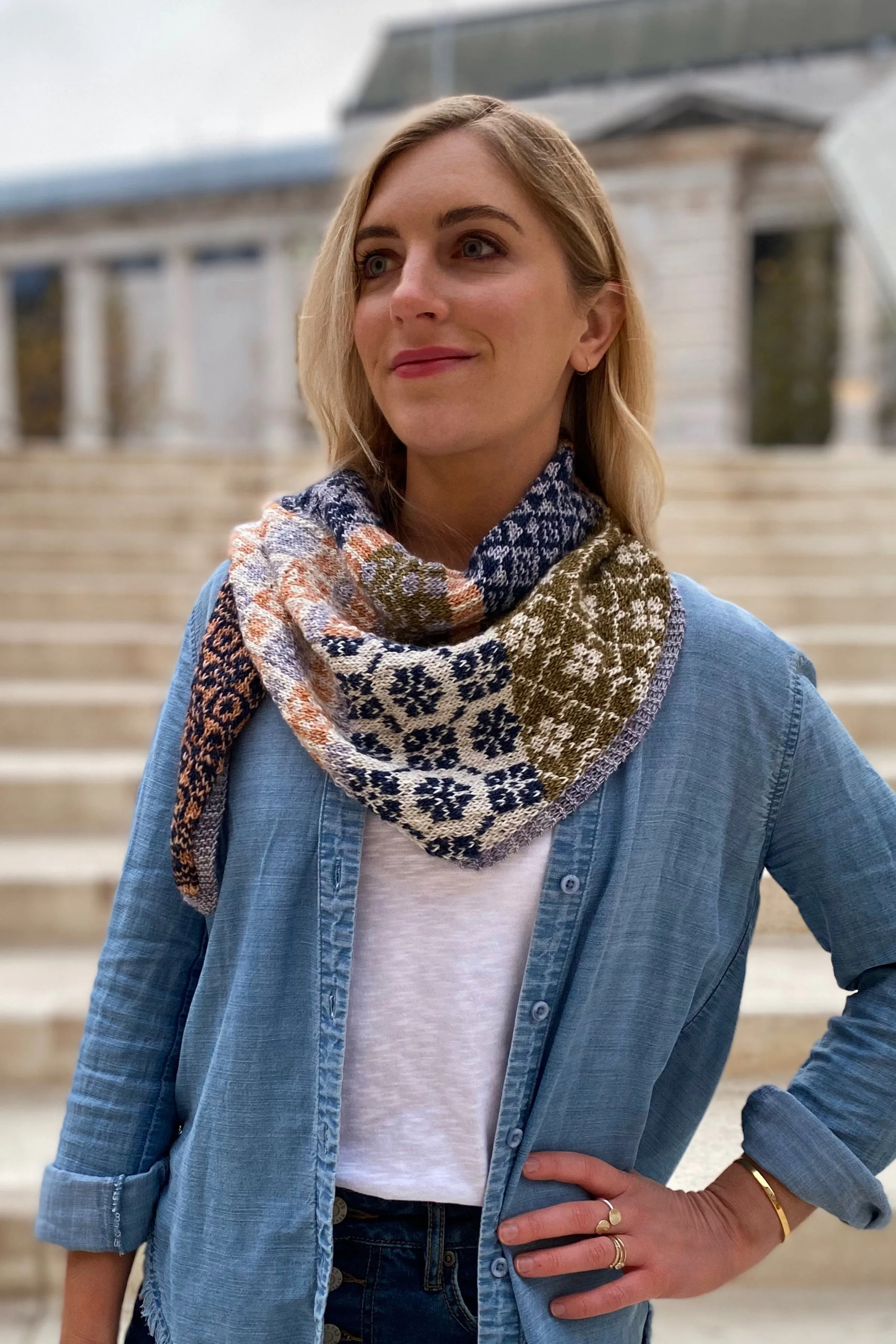 Scout Mini Shawl: French