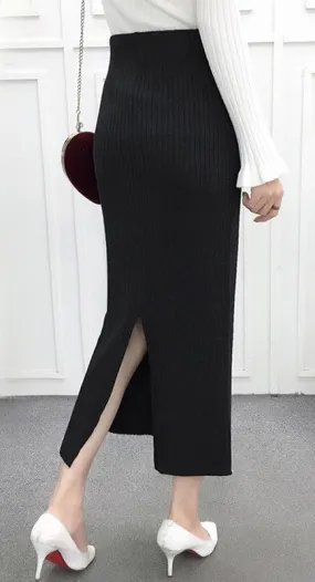 Women's Winter Vintage Elastic Waist Woolen Long Skirt